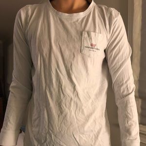 Vineyard Vines Women’s Medium Shirt
